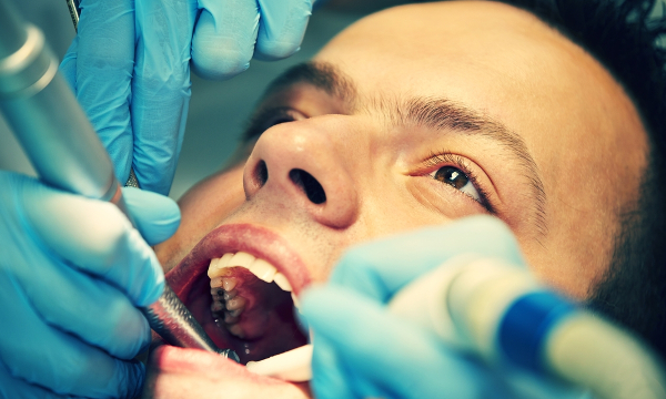 Zobu ārstēšana un higiēna